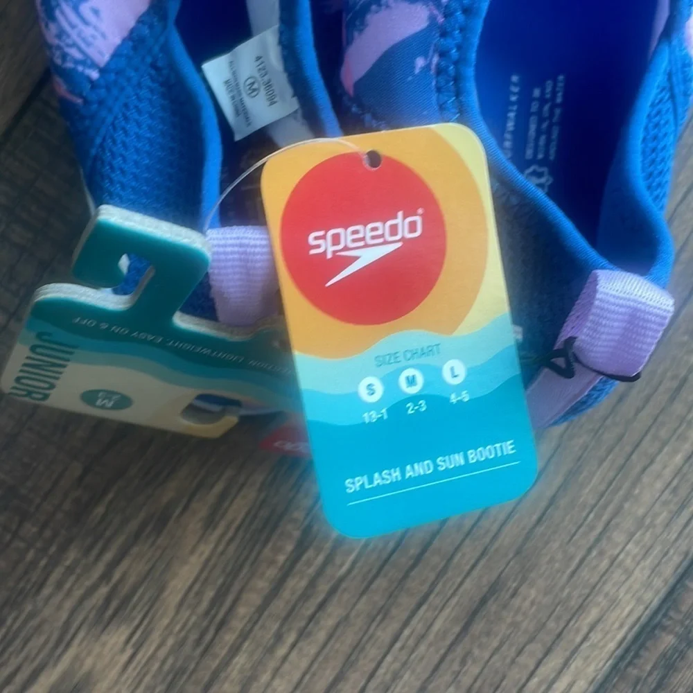Speedo shoe Junior Blue Pink surfwalker lightweight water shoes New size med 2/3